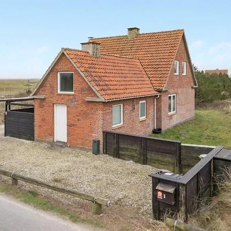 Vappu - 400m To The Inlet By Interhome Vakantiehuis *