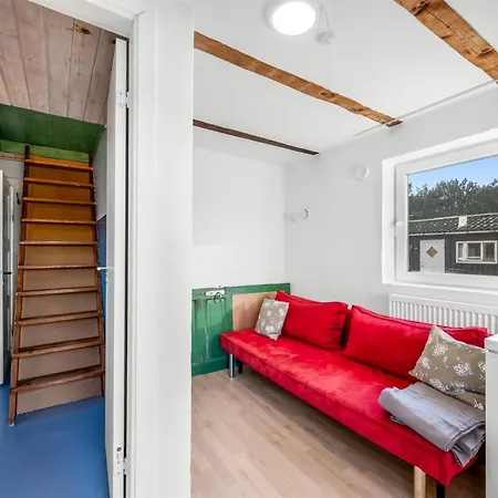 Vappu - 400m To The Fjord By Interhome